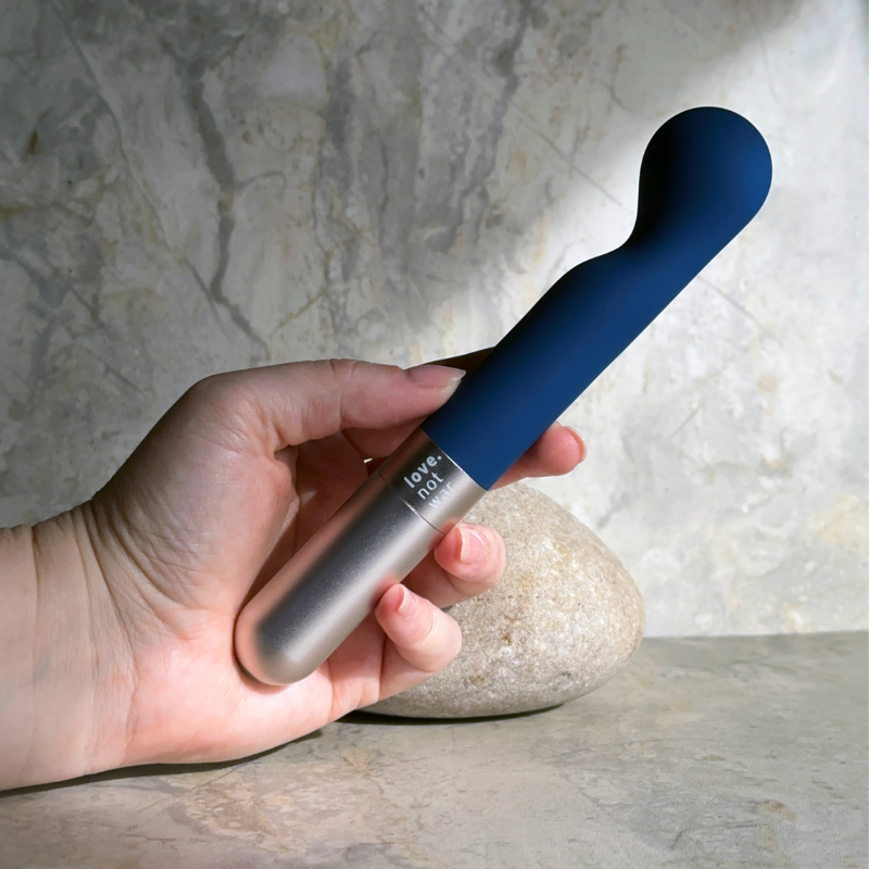 KAMA - G‑Spot Vibrator for Curved Internal Exploration