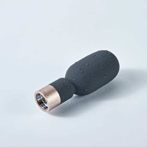 Koi head with water droplets 