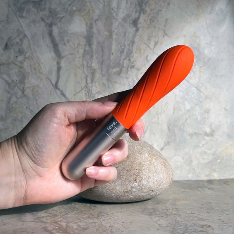 GRÁ - Internal Vibrator for Full, Enveloping Sensation