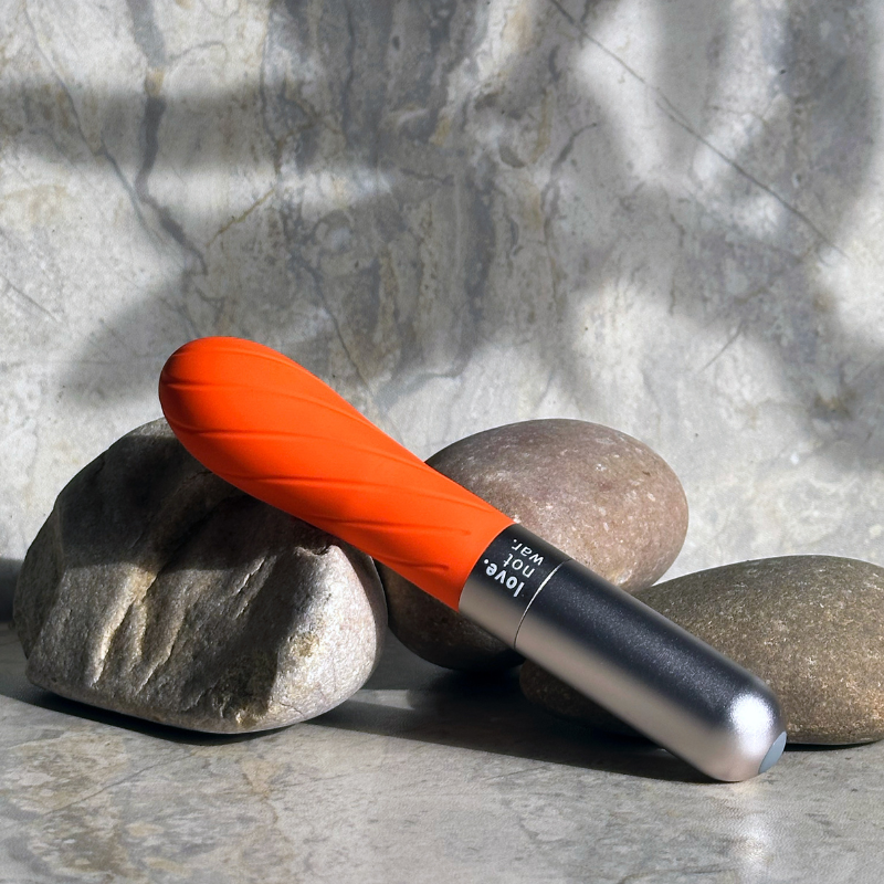 GRÁ - Internal Vibrator for Full, Enveloping Sensation